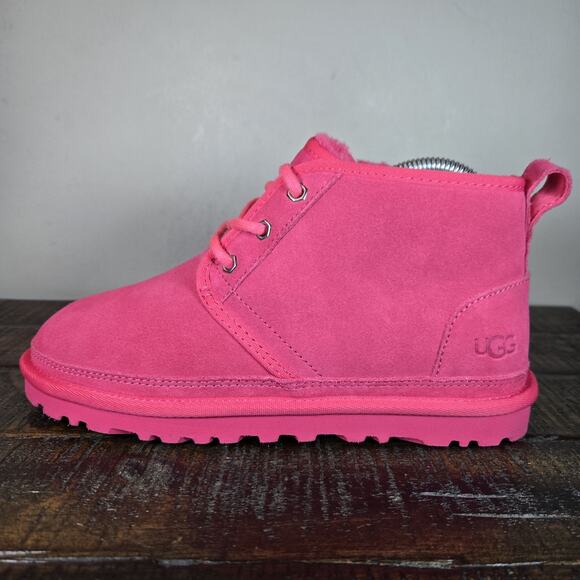UGG Neumel Womens Size 6 Fuzzy Warm Chukka Boots Shoes Slippers Pink - Picture 7 of 11